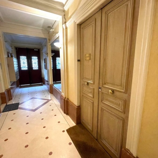  KAZA IMMOBILIER : Appartement | PARIS (75007) | 24 m2 | 275 000 € 